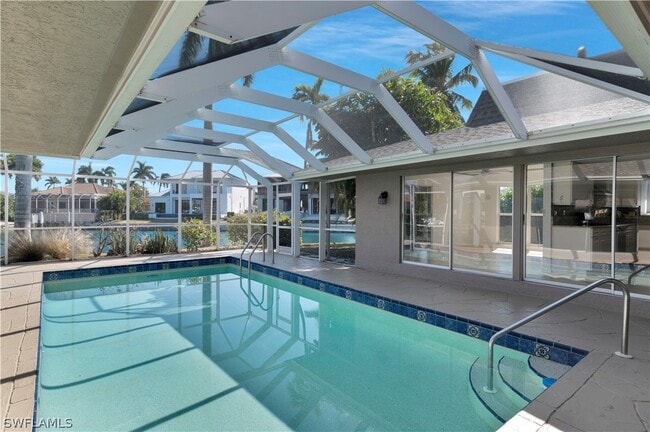 Building Photo - 875 Robin Ct