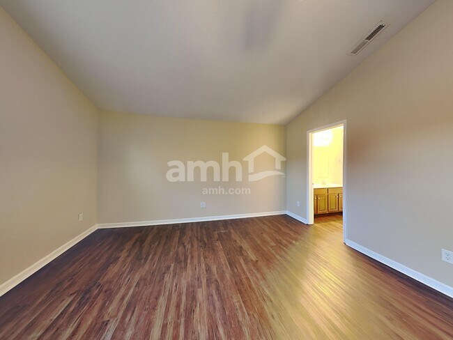 Building Photo - 12711 Buck Run Dr