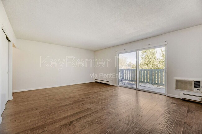 Building Photo - 2120 S Vaughn Way