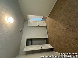 Building Photo - 2845 Lindenwood Run