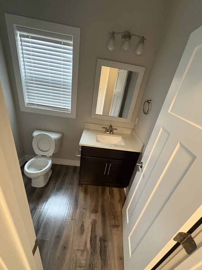 Building Photo - 16314 Springbrook Trl