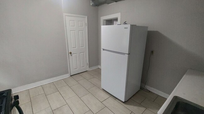Building Photo - 1115 Dorcas St