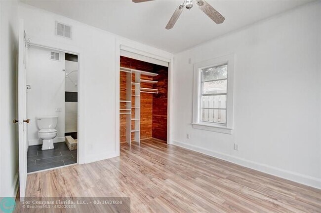 Building Photo - 919 N J St