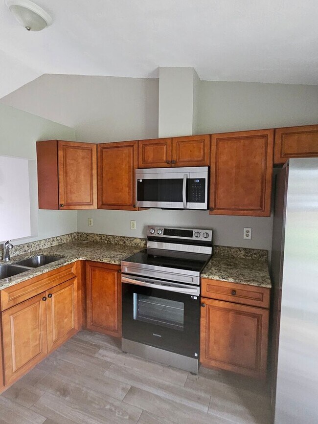 Building Photo - UCF