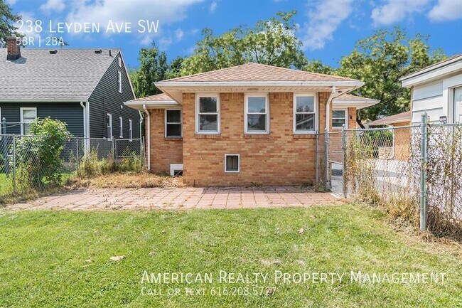 Building Photo - 238 Leyden Ave SW