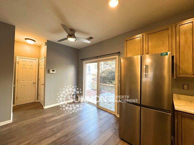 Building Photo - Updated 2 Bedroom Ballantyne Townhome