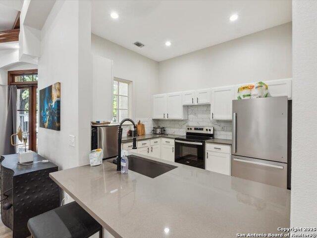 Building Photo - 2320 Gracy Farms Ln