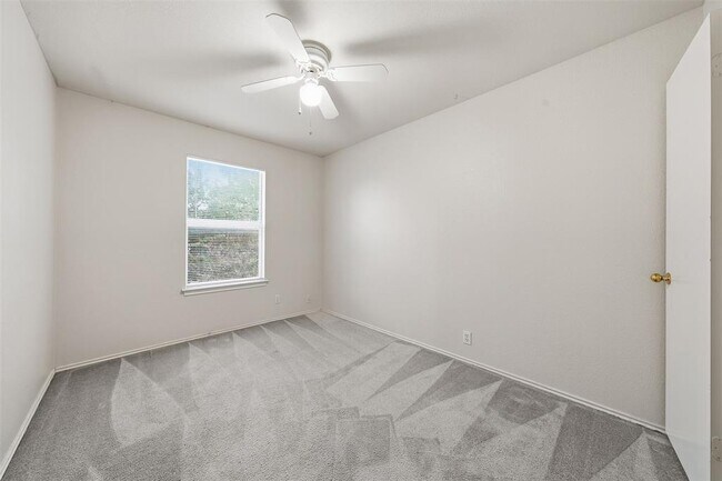 Building Photo - 1811 Southwestern Trail