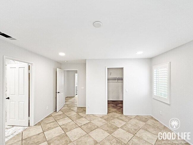 Building Photo - Price Reduced! Stunning 4BR Irvine Home in Resort-Style Community w/ Pool & Spa