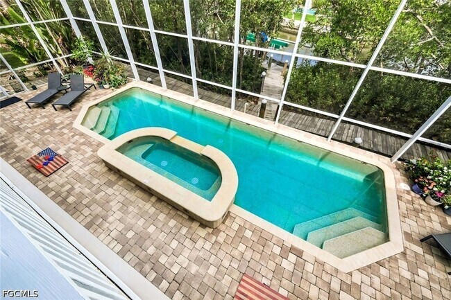 Building Photo - 21580 Indian Bayou Dr