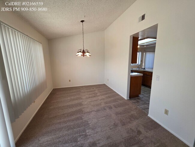 Building Photo - Price Lowered! Moreno Valley 4 Bedroom Home