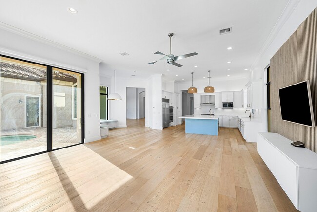 Building Photo - 9599 Moritz Way