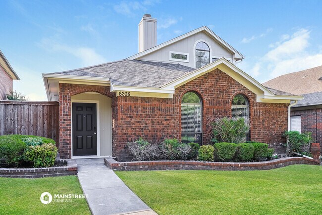 Building Photo - 6208 Los Altos Dr