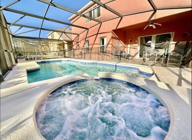 Building Photo - 17845 Woodcrest Way