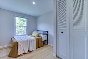 Building Photo - 5471 Braddock Ridge Dr