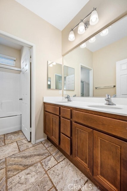 Building Photo - 28365 Little Lake Ct