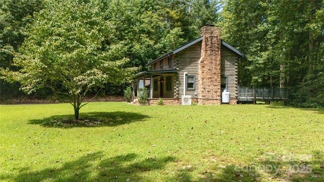 Building Photo - 2038 Toms Creek Rd