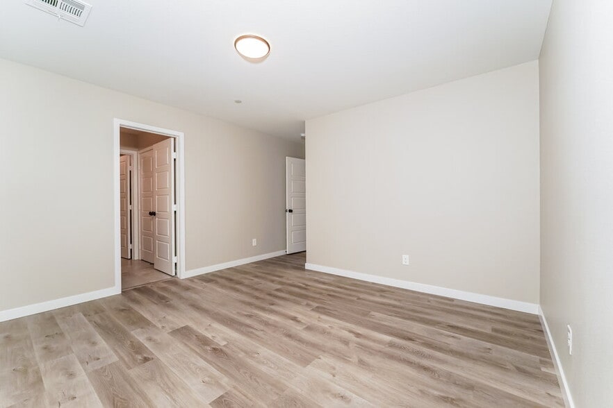 Building Photo - 7469 Opal Star St