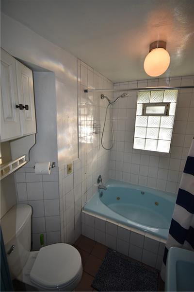 Building Photo - 1008 S Rd