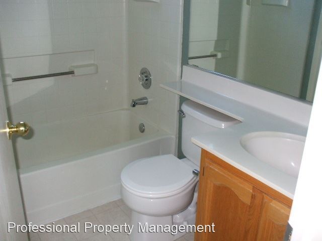 Building Photo - 3 br, 2.5 bath House - 226 Pacific Oak Court