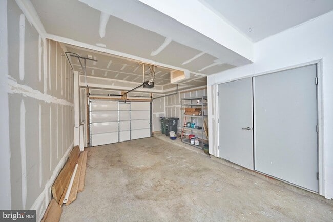 Building Photo - 256 Bluemont Branch Terrace SE