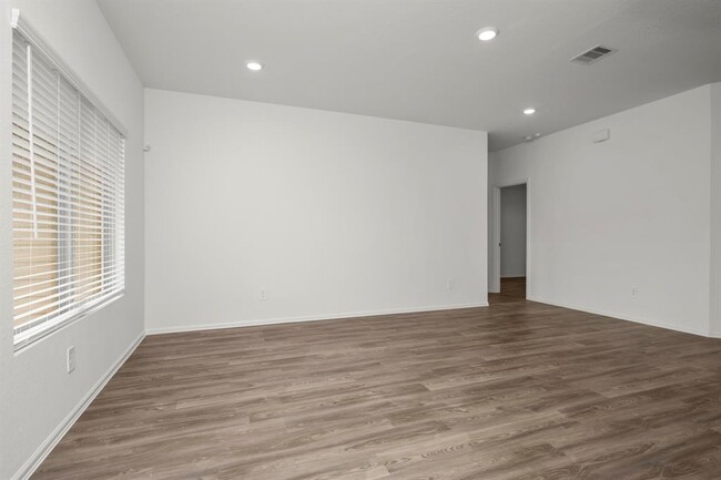 Building Photo - 2830 Paradise Rdg Wy
