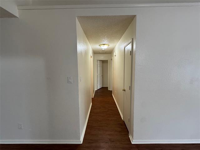 Building Photo - 4024 Periwinkle Dr
