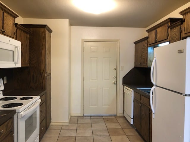 Building Photo - 1034 San Saba St