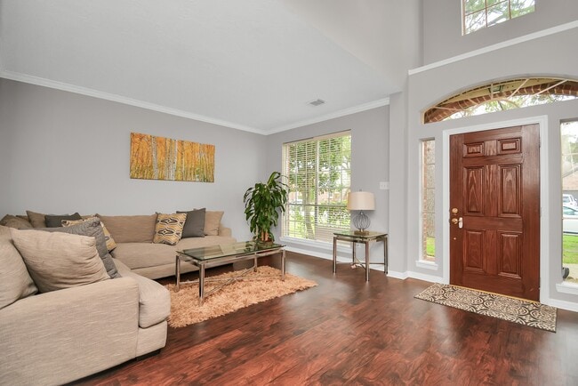 Building Photo - 2322 Lord Nelson Dr