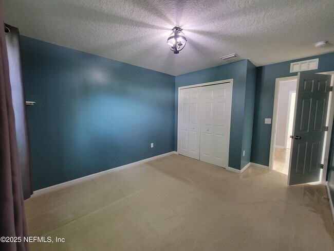 Building Photo - 4447 Oak Moss Loop