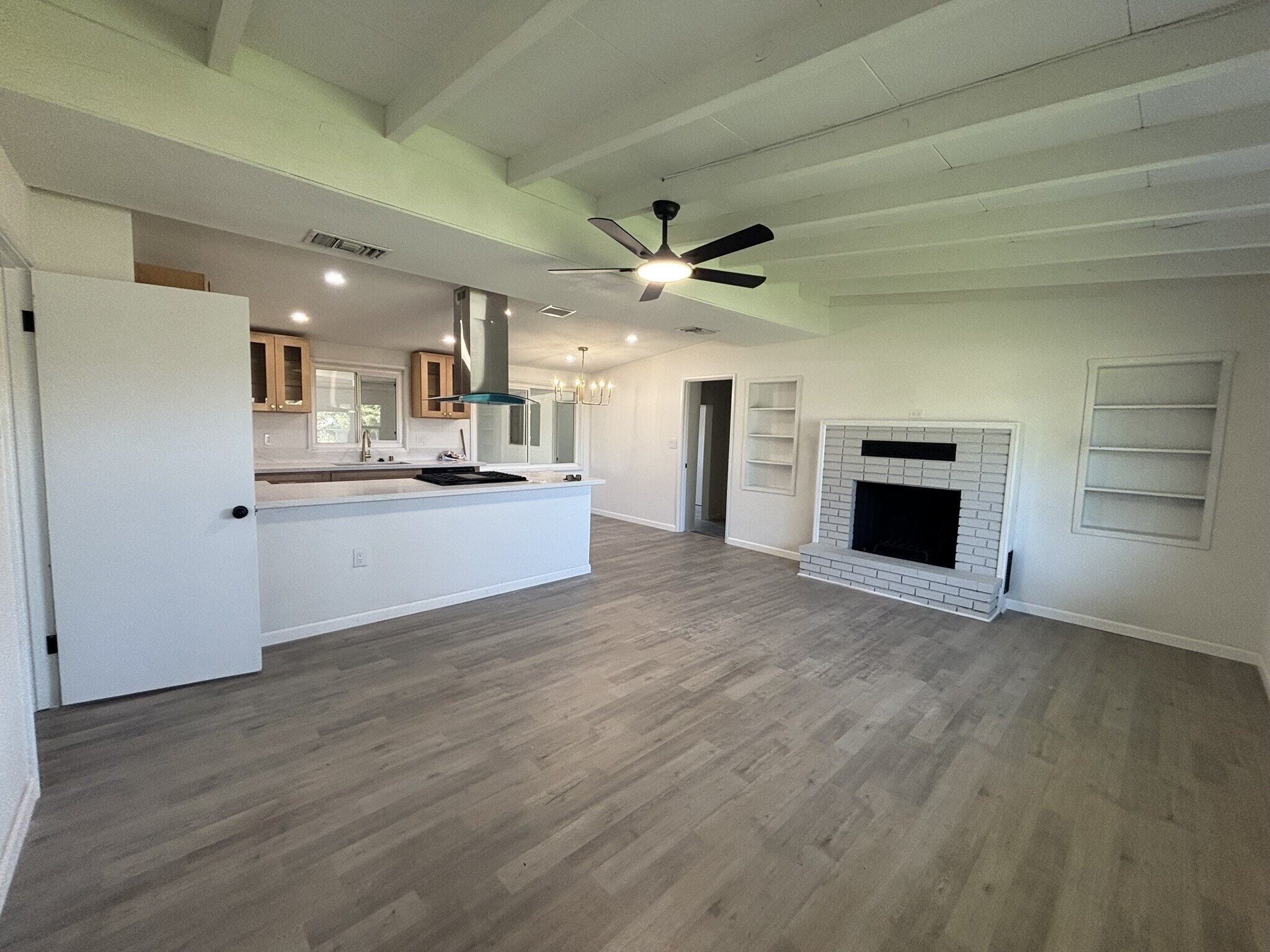 Building Photo - 1211 Pennsylvania Ave