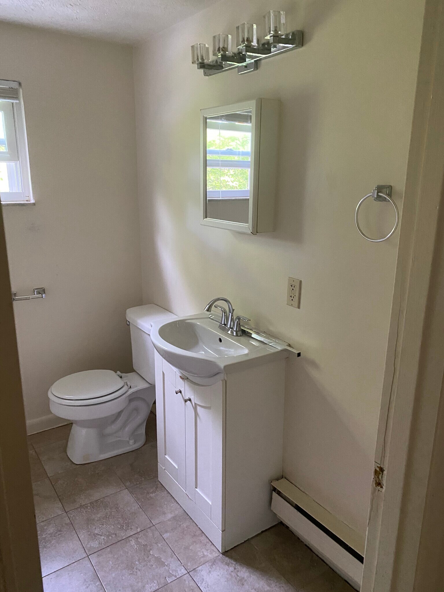 1 Full Bathroom - Sink - 4807 Sardis Rd