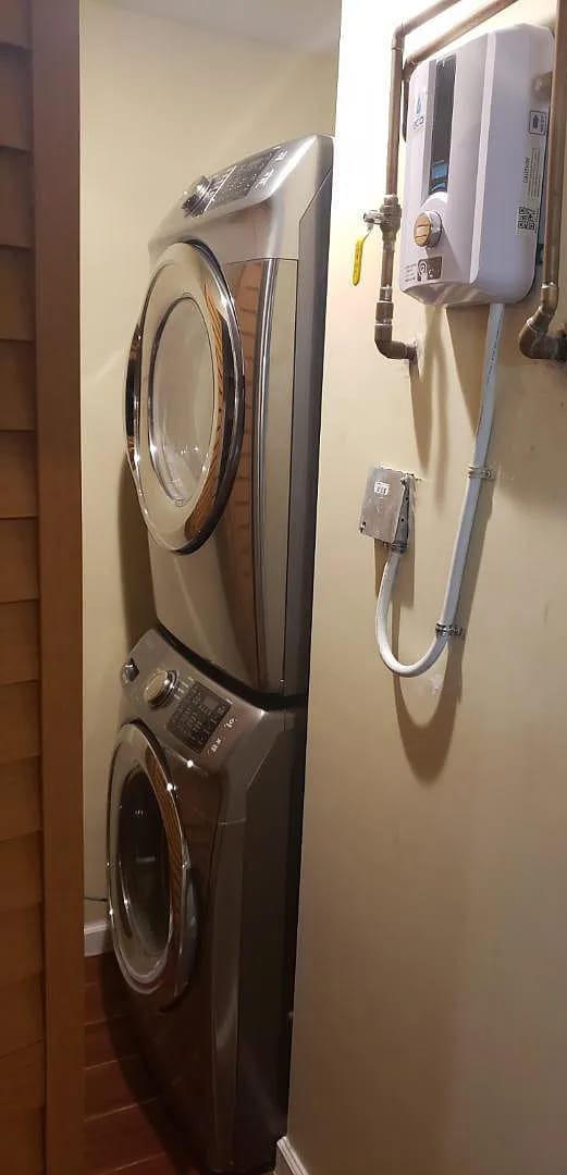 Laundry - 8360 SW 122nd St