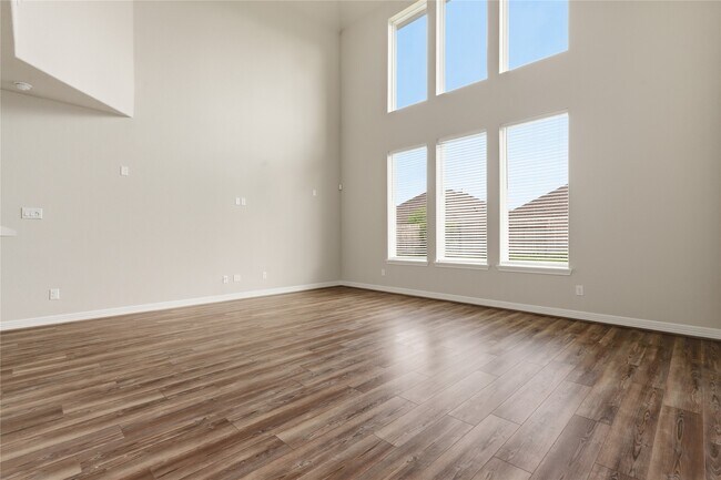 Building Photo - 2638 Settler Hl Dr