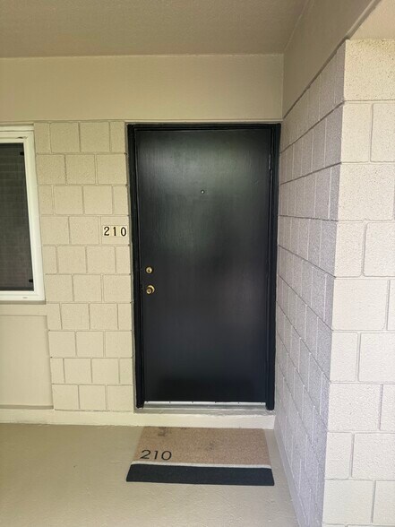 Building Photo - 3232 S Macdill Ave