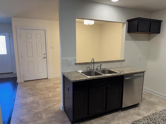 Building Photo - 513 Wood Dr