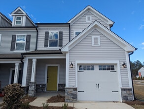 Building Photo - Room in Townhome on Pagebrook Lane