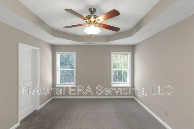 Building Photo - 355 Long Creek Dr