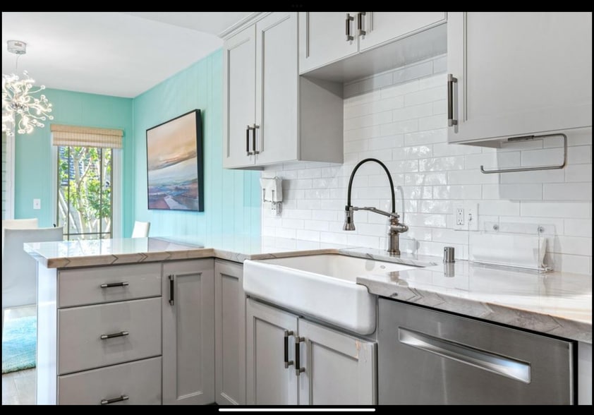 Building Photo - 237 Sea Forest Ct