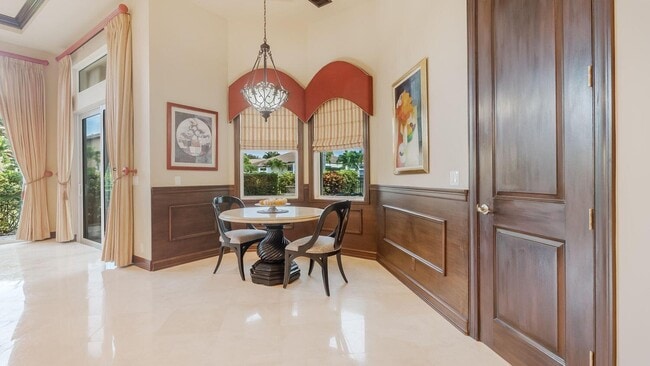 Building Photo - 17384 Vistancia Cir