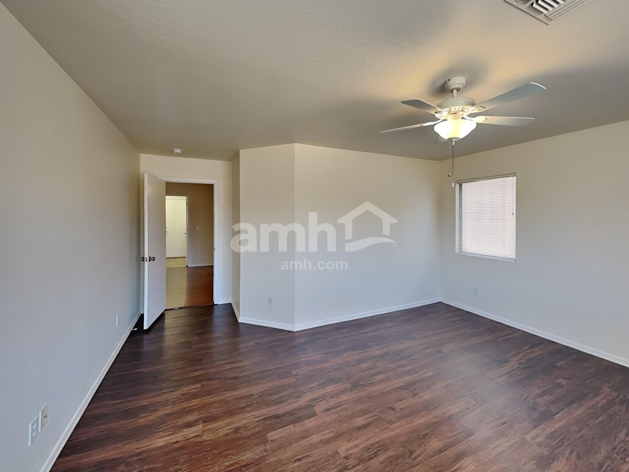Building Photo - 15834 W Mohave St