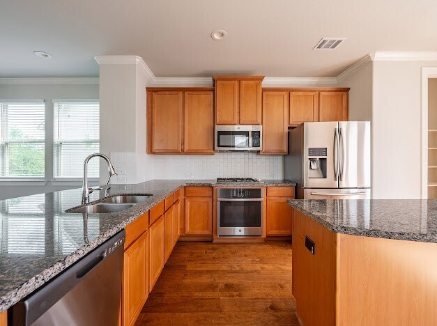 Building Photo - 1903 Kirby Landing Dr