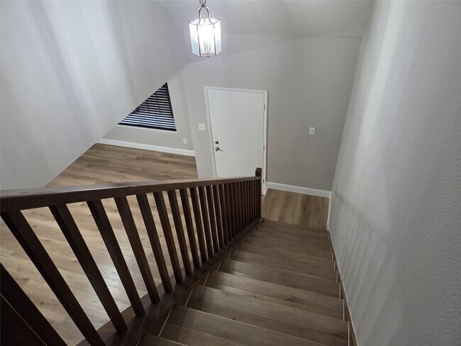 Building Photo - 14718 Earlswood Dr