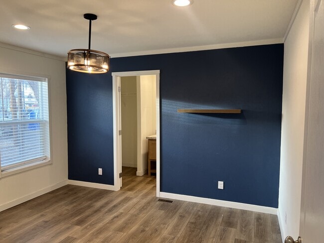 Building Photo - 1416 Huntley