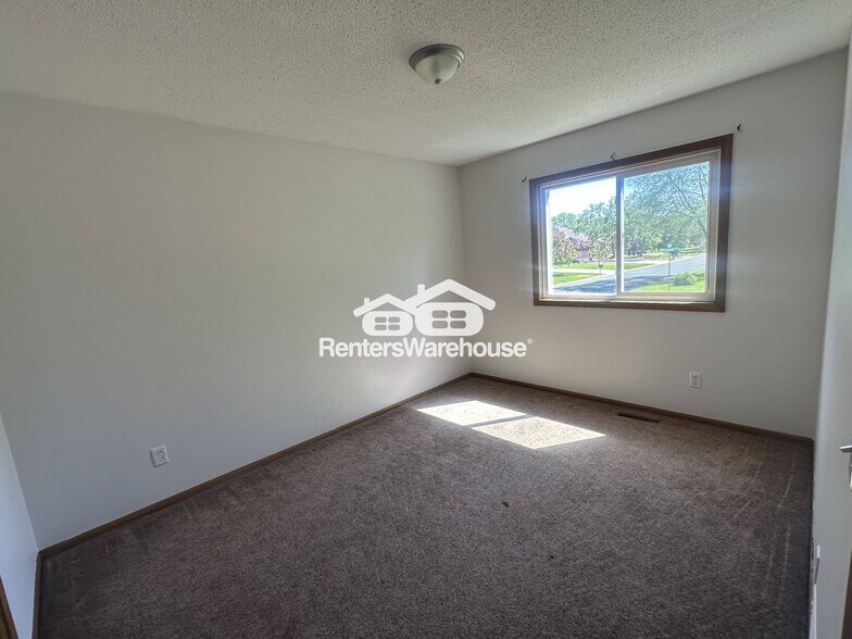Building Photo - 13892 Woodbine St NW