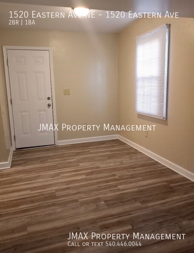 Building Photo - 1520 Eastern Ave NE