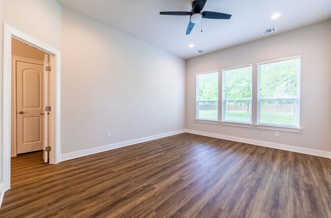 Building Photo - 106 Koele Ct