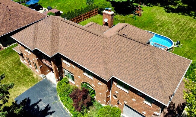 Building Photo - 404 W Camp McDonald Rd