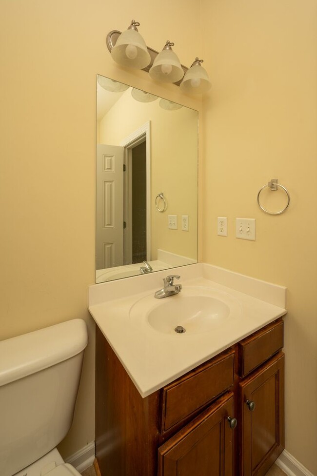Building Photo - **LUXURIOUS GATED COMMUNITY IN FRANKLIN ZO...
