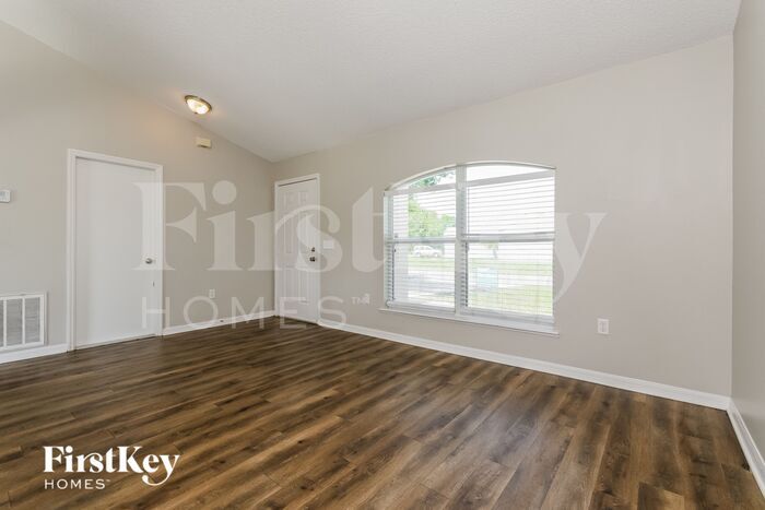 Building Photo - 817 Grantham Dr
